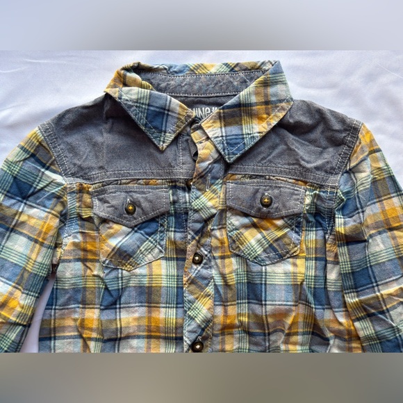 Genuine Kids from OshKosh Plaid Button-Up Shirt - Picture 4 of 6
